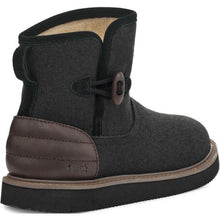 Cozy Vibe Surf Check Boots