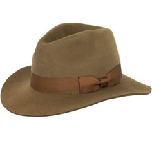 Classic Oak Wool Hat