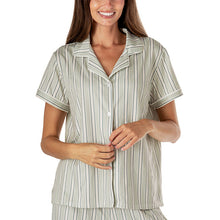 Breezy Does It Collared Lounge Top
