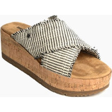 Posey Sandal