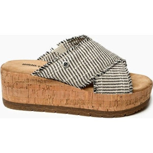 Posey Sandal