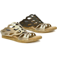 Celesta Reversible Sandal