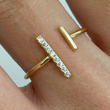 Cubic Zirconia Vertival Bar Open Ring