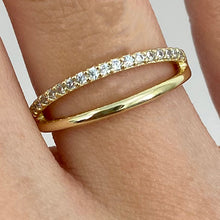 Plain  Pave Split Band Ring