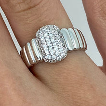Pave Baguette Ribbed Band Ring