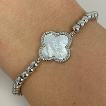 Quatrefoil Mother of Pearl Stretch Bracelet