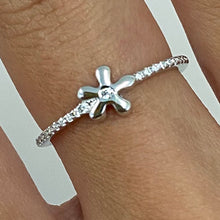 Pave Band Daisy Ring