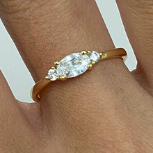 Horizontal Oval with Accent Ring