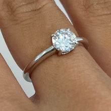 Basket Set Moissanite Solitaire Ring