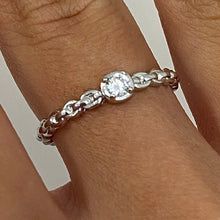 Single Cubic Zirconia Chain Ring