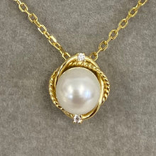 Pearl with Knot & 2 Gems Necklace