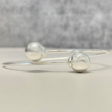 Overlapping Double Ball Bangle