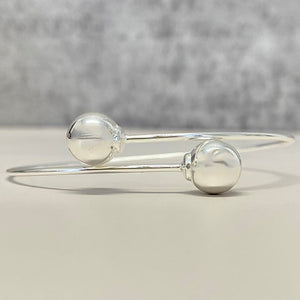 Overlapping Double Ball Bangle