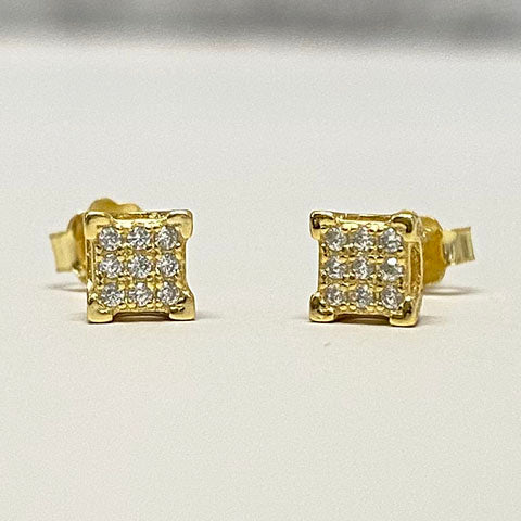 Pavé Square Studs