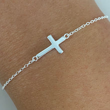 Simple Cross Bracelet