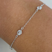 5 Cubic Zirconia Bezel Bracelet