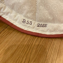 Pink Hearts Bouquet King Quilt