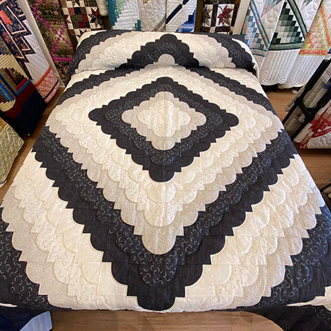 Gray Ocean Wave Quilt