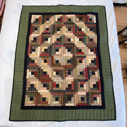 Log Cabin Throw Quilt