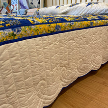 Lonestar in Commons King Quilt