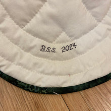 Green Lonestar in Commons King Quilt