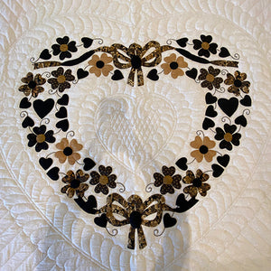 Black/Gold Hearts Bouquet King Quilt