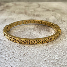 Trellis Hinge Bangle Bracelet