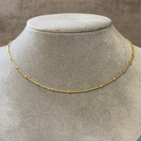 Scattered Silver Square Gold Chain Necklace