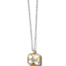 Entrata Short Necklace