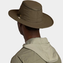 Airflow Broad Brim Hat