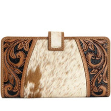 Las Mijitas Wallet