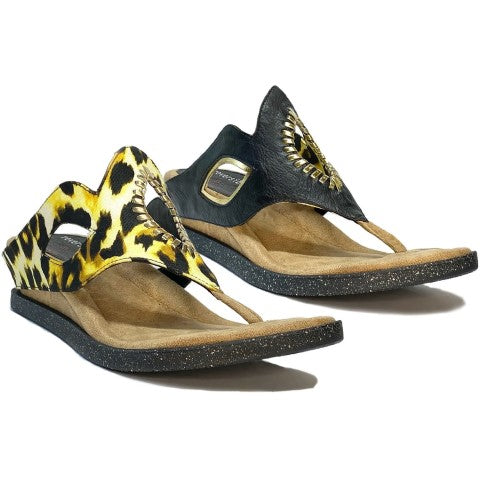 Lirah Reversible Sandal