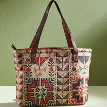 Lola Tote