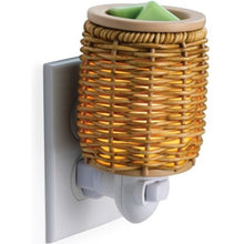 Wicker Lantern Pluggable Warmer