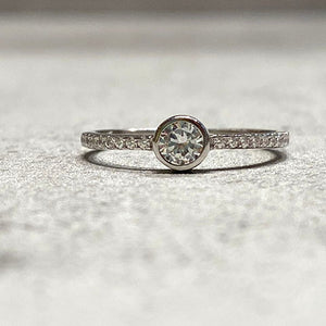 Solitaire Round Cubic Zirconia Ring