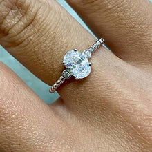 Oval Solitaire Bubble Band Ring