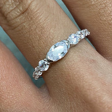 Oval with Graduated Cubic Zirconia Stones Ring