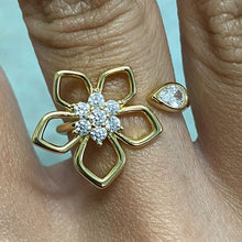 Open Flower Cubic Zirconia Center Ring