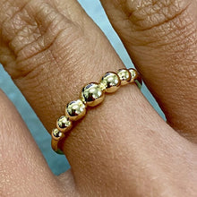 Graduated Ball Band Ring