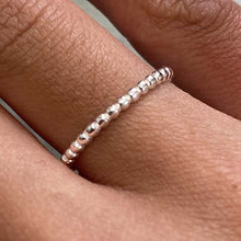 Simple Bubble Band Ring