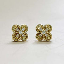 Round & Rectangle Flower Stud Earrings