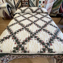 Irish Chain Queen Quilt