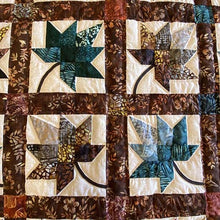 Autumn Leaves Queen Quilt