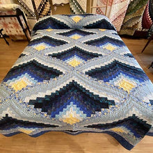 Mountain Echoes Queen Quilt