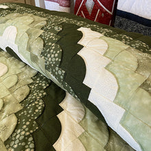 Green Ocean Wave King-sized Quilt