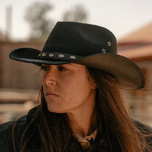 Badlands Oilskin Hat