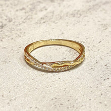 Twist Band Ring